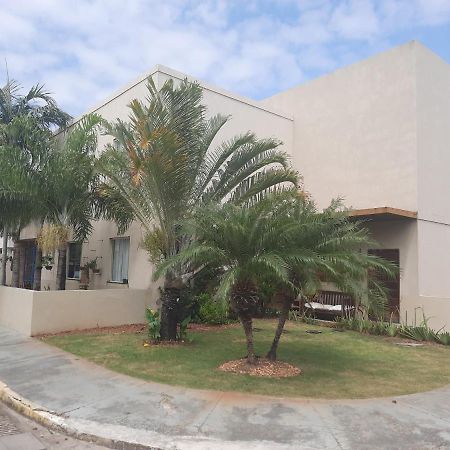 Fantastica Casa 4 Quartos Proxima A Praia Em Condominio Fechado ! Aracaju Exterior photo